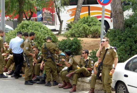 Những điều cấm kỵ mà người lính Israel tuyệt đối không làm ảnh 3