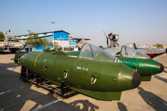 Iran đưa thêm 112 tàu chiến ra biển giữa căng thẳng với Mỹ trên Vịnh Ba Tư ảnh 4
