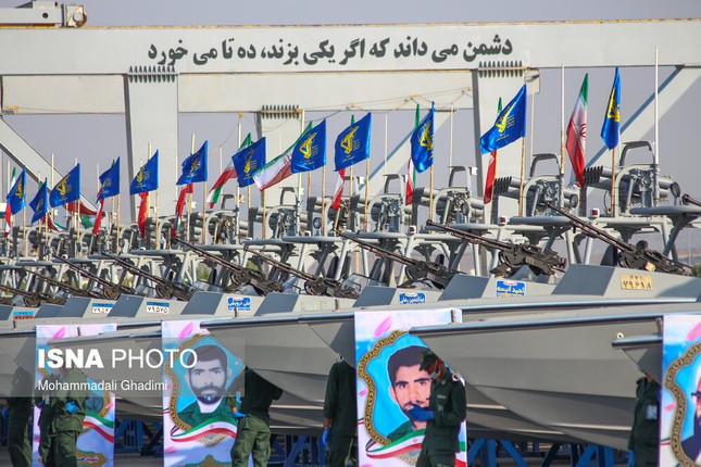 Iran đưa thêm 112 tàu chiến ra biển giữa căng thẳng với Mỹ trên Vịnh Ba Tư ảnh 1
