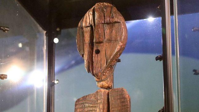 Bí ẩn bức tượng gỗ cổ gần 10.000 năm không mục nát ở Nga ảnh 4