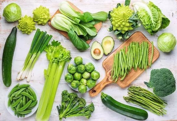 Những tác hại 'khủng khiếp' của việc ăn nhiều rau xanh ảnh 2