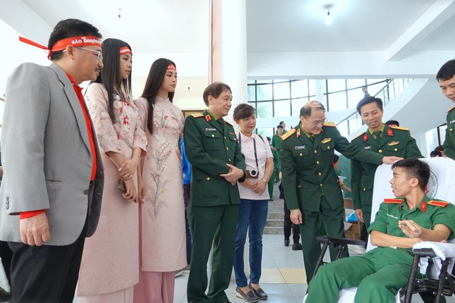 Dấu ấn tuổi trẻ Bệnh viện Trung ương Quân đội 108 trong học tập, nghiên cứu khoa học ảnh 7