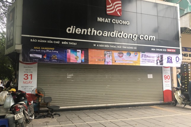 Cận cảnh khám xét chuỗi cửa hàng Nhật Cường mobile ảnh 8