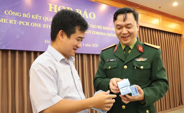 Vụ Việt Á: Bắt 2 sỹ quan cấp tá thuộc Học viện Quân y ảnh 1