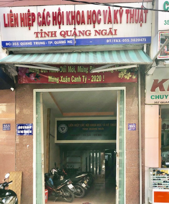 Tỉnh cắt lương cán bộ ở hội đặc thù, nhưng huyện vẫn trả đủ ảnh 2