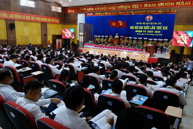 Đại hội Đảng bộ huyện Ba Tơ thí điểm trực tiếp bầu Bí thư ảnh 1