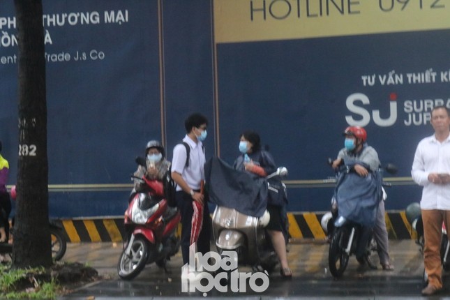 Đề thi Toán tốt nghiệp THPT 2020: Nhiều thí sinh tự tin, nắm chắc trong tay 8-9 điểm ảnh 6