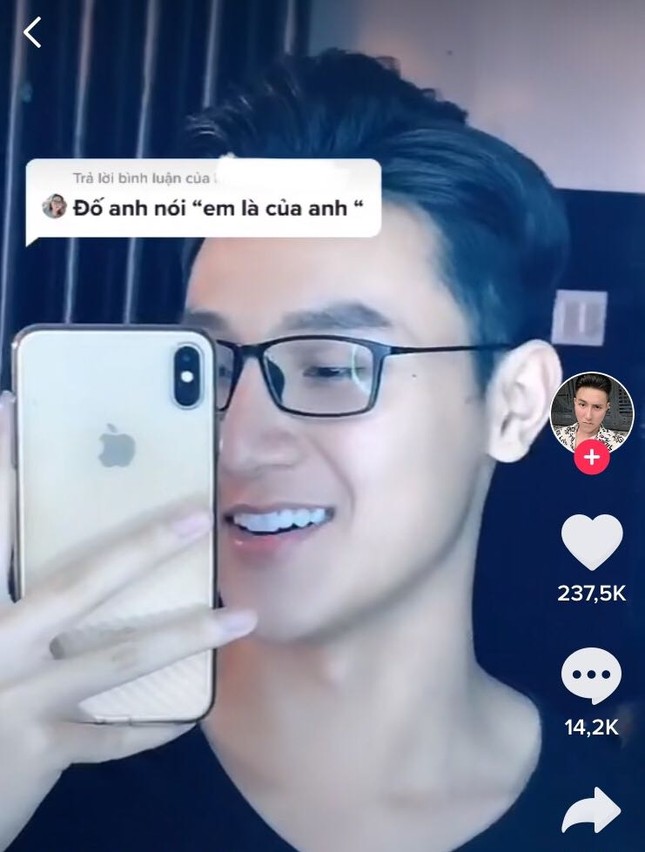 “Nam thần” TikTok mới khiến cộng đồng mạng chia phe với clip thả thính “Em là của anh” ảnh 1