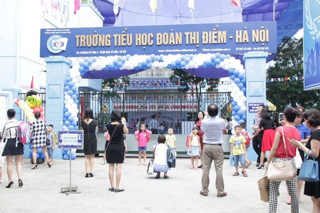 Liên tiếp những vụ tai nạn học đường: Nguy hiểm rình rập ngay trong trường học ảnh 2