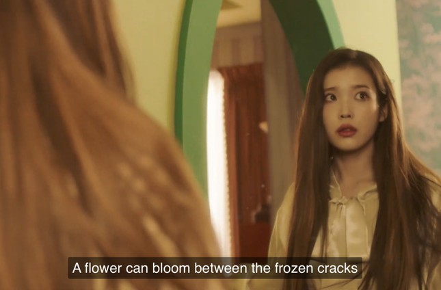 IU - HyunA đồng loạt comeback, dân tình tấm tắc “Mỗi người một vẻ, mười phân vẹn mười” ảnh 2