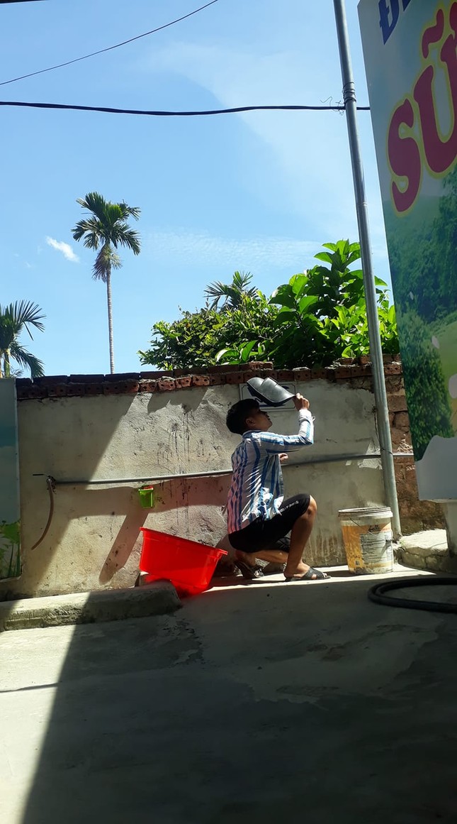 “Nhà không có điều kiện”, giới trẻ vẫn có 1.001 cách để quan sát Nhật thực ảnh 8