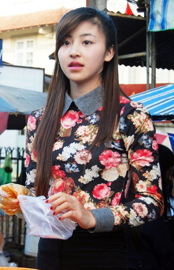 Cuộc sống của hai hotgirl mang vẻ đẹp thuần khiết nổi tiếng cách đây 7 năm giờ ra sao? ảnh 1