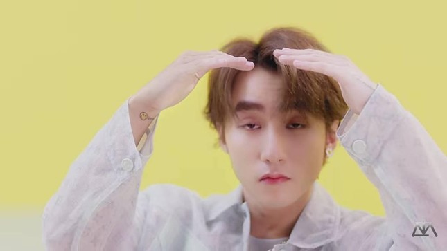 Loạt biểu cảm khó đỡ của Sơn Tùng M-TP trong MV “Có chắc yêu là đây” được fan “chộp” lại ảnh 5