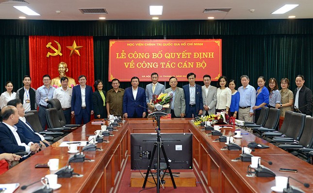 Điều động, bổ nhiệm nhân sự Học viện Chính trị Quốc gia Hồ Chí Minh ảnh 3
