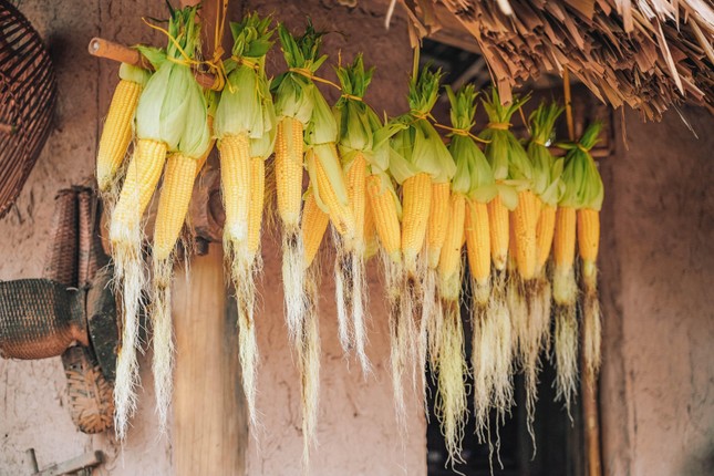 Ngẩn ngơ với khu du lịch tuyệt đẹp bên bờ sông Hồng nơi 'bán vé trở về tuổi thơ' ảnh 7