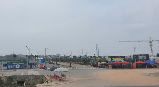 Bắc Giang: Dựng lều, rầm rộ rao bán nhà xã hội công nhân chưa đủ điều kiện ảnh 2