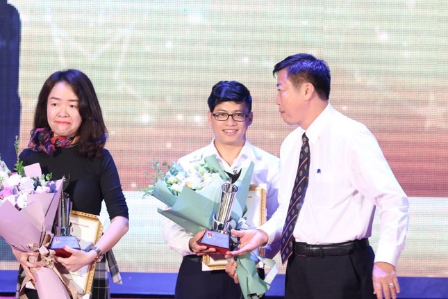 Báo Tiền Phong đoạt giải Nhất giải thưởng báo chí T.Ư Đoàn ảnh 2