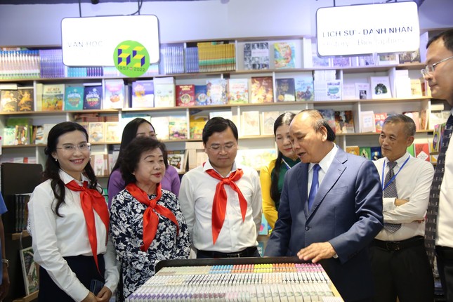 Chủ tịch nước Nguyễn Xuân Phúc: NXB Kim Đồng cần đột phá, sáng tạo trong xuất bản số ảnh 1