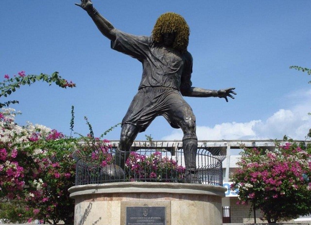 Huyền thoại Valderrama hứa cạo đầu nếu Colombo vô địch World Cup ảnh 1