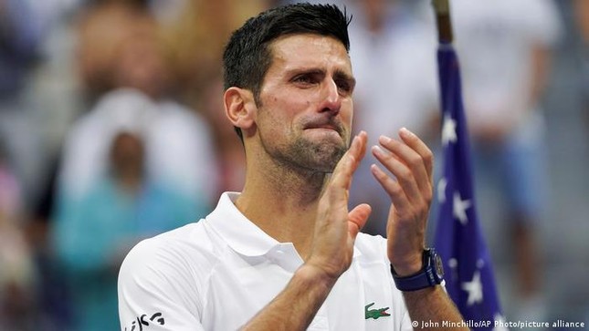 Tay vợt Djokovic thắng kiện chính phủ Australia, có cơ hội dự Australia Open ảnh 1