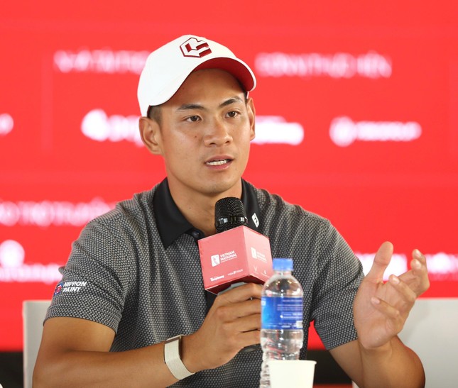 Golfer Phạm Minh Phong độc chiếm ngôi đầu ảnh 48