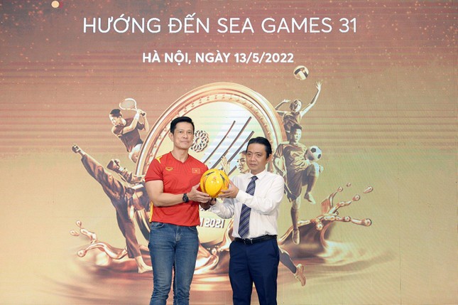 Ra mắt chương trình cộng đồng "Việt Nam thắng Vàng" hướng tới SEA Games 31 ảnh 1