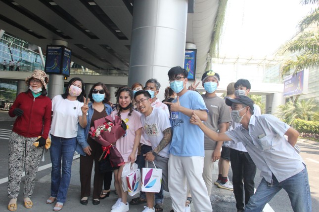 Du khách đến Huế, Đà Nẵng bị nhiễm COVID-19 cần làm gì để được hỗ trợ? ảnh 1