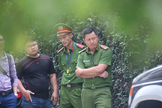 Năm giờ khám xét nhà nguyên Chủ tịch Đà Nẵng Trần Văn Minh ảnh 5