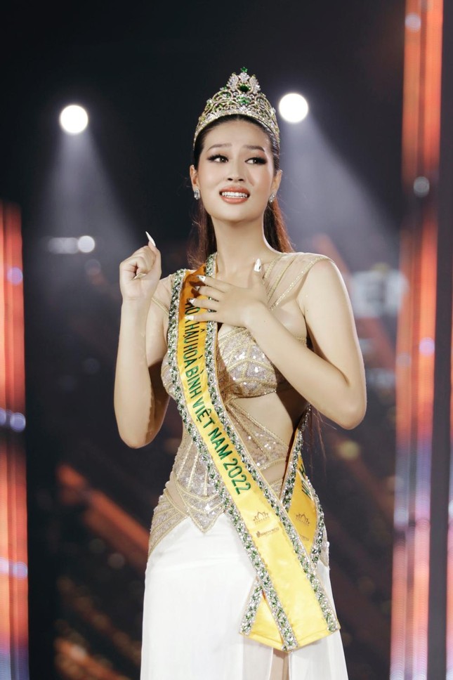 Nhan sắc Miss Grand Vietnam 2022 Đoàn Thiên Ân, cô gái giảm 15 kg để đi thi sắc đẹp ảnh 7