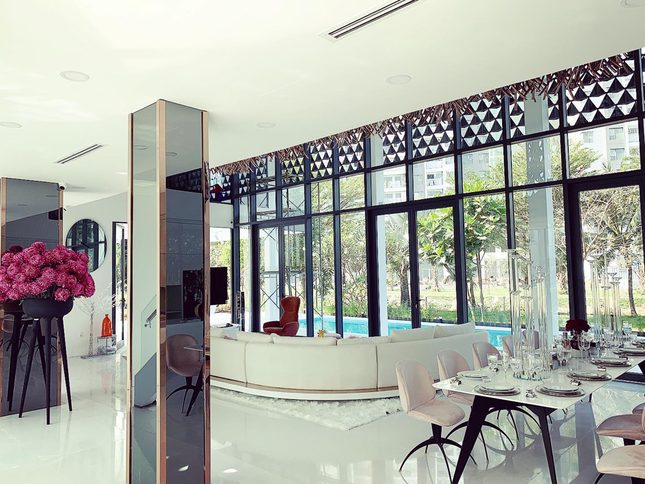 Hội “Nghiện nhà” chấm điểm tổ ấm của sao Việt: Góc sân của Hà Tăng xịn hết phần thiên hạ ảnh 5