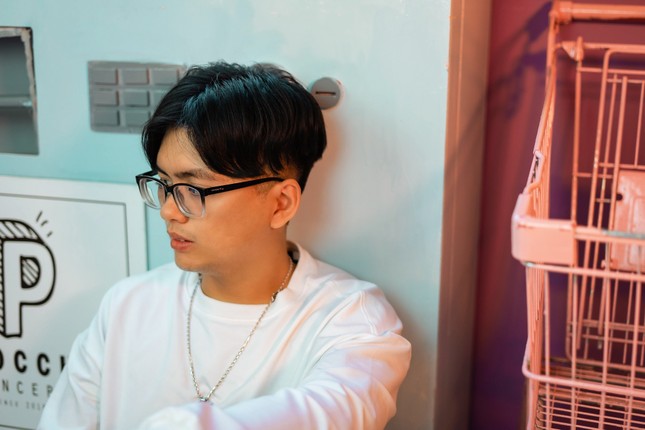 “Inbox” producer CM1X: Chàng trai dùng âm nhạc tạo ra viên vitamin C “độc nhất” ảnh 2