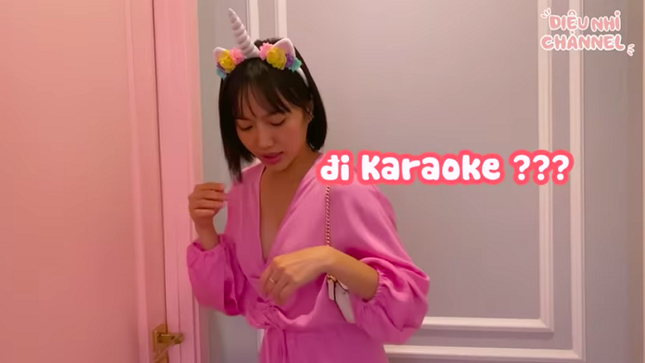 “Cách ly xã hội” kiểu Diệu Nhi: Hết tổ chức liveshow lại lên đồ “đi vũ trường”, “đua ngựa“ ảnh 1