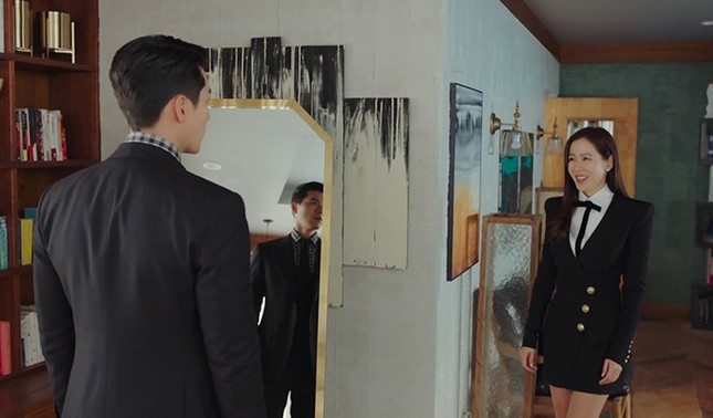 Mẫu váy Balmain khiến sao Hàn “đụng hàng” tới tấp từ trong phim tới thảm đỏ ảnh 2