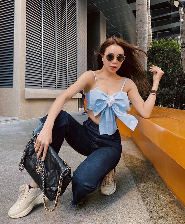 Học sao Việt cách “sống ảo” để ở nhà mà vẫn có hình đẹp lung linh trên MXH ảnh 9