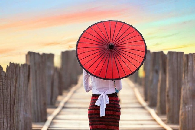 Đã không có bồ lại còn bị cách ly, dân F.A những ngày này “hạ cánh” nơi đâu? ảnh 2