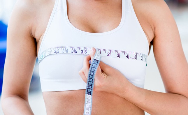 Mua áo lót (bra) không chỉ đơn giản là thử và chọn đúng size là xong đâu! ảnh 1