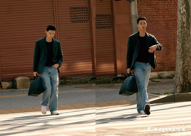 Trai đẹp “Itaewon Class” Park Seo Joon đậm chất phong trần lãng tử trong bộ ảnh mới ảnh 4
