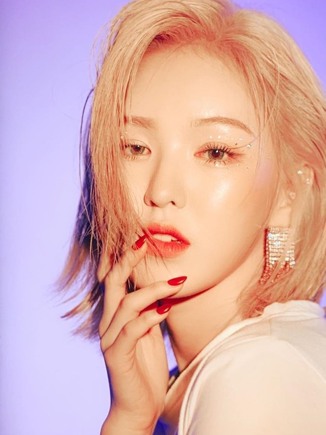 Những mẹo trang điểm của các nữ idol trong mùa Hè để có khuôn mặt luôn xinh và tươi tắn ảnh 4