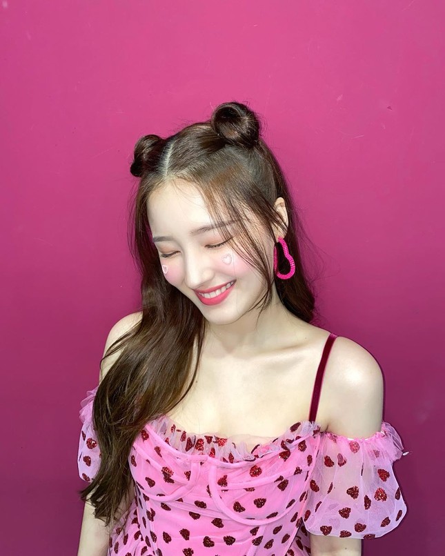 Bạn đã sở hữu bao nhiêu món phụ kiện đang là xu hướng hot nhất Hè này? ảnh 9