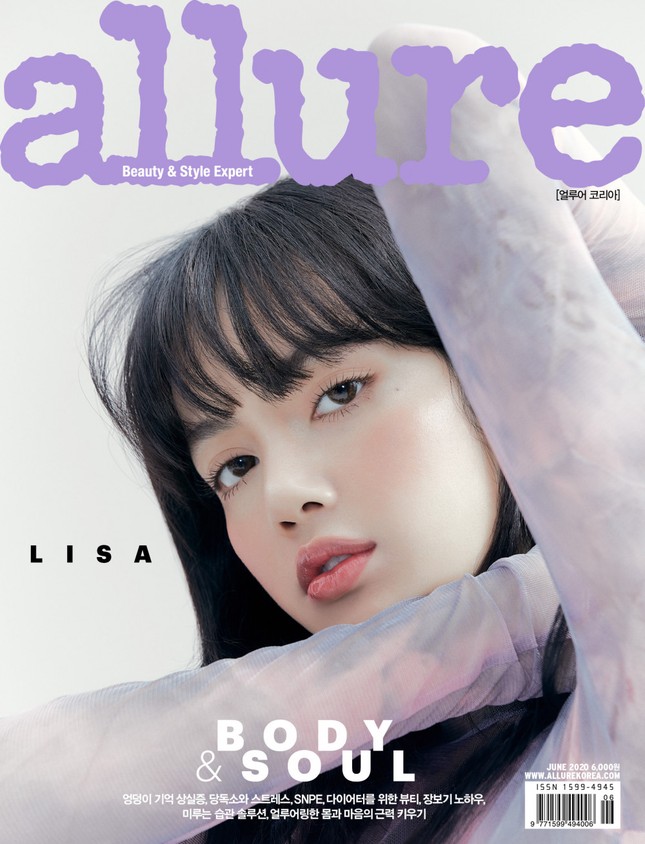 Lisa (BLACKPINK) lên bìa Allure Hàn tháng 6: Đẹp thế này ai đọ lại được đây! ảnh 1