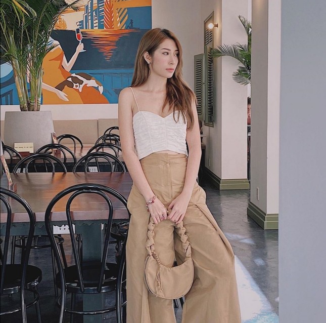 Thời trang sao Việt tuần qua: Trang phục sắc trắng lên ngôi, làm dịu những ngày oi nóng ảnh 11