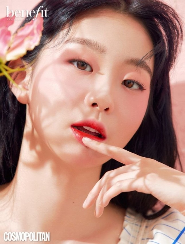 Bạn có nhận ra cô gái xinh đẹp dịu dàng này là “điên nữ” Kim Da Mi của Itaewon Class? ảnh 1