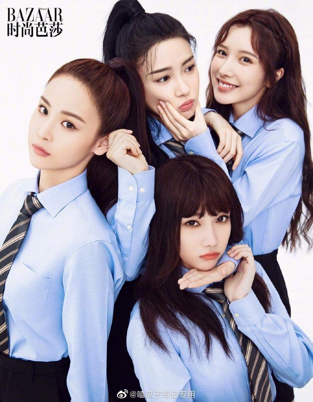 Top 20 “Thanh Xuân Có Bạn 2” chụp “ảnh tốt nghiệp” lên hẳn tạp chí Harper's Bazaar Trung ảnh 2