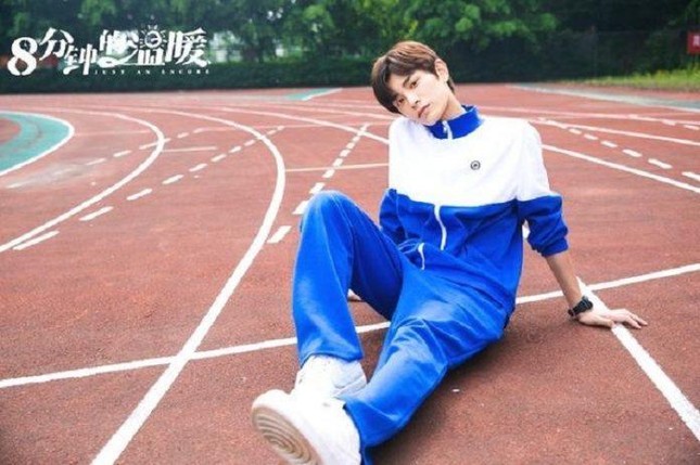 Đinh Vũ Hề - Vừa đẹp trai vừa đa tài, “nam thần” chuẩn mực mới trong lòng fangirl ảnh 5