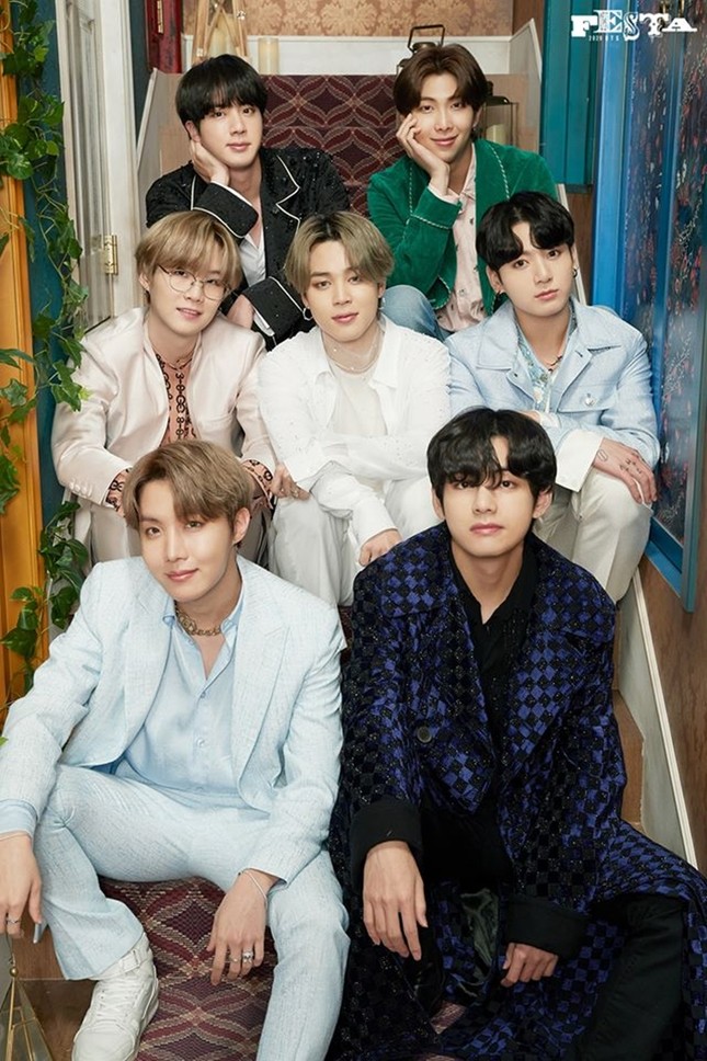 ARMY cười ngất với bộ ảnh “gia đình” cực nhí nhố của BTS nhân sự kiện FESTA 2020 ảnh 6