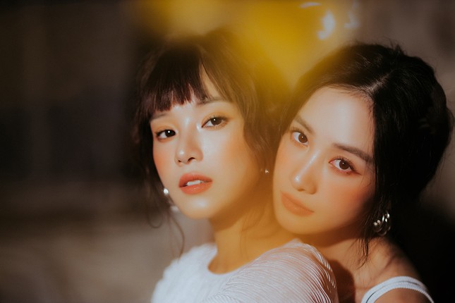 Hoàng Yến Chibi - Jun Vũ tiết lộ bí quyết giữ gìn tình bạn bền lâu trong showbiz ảnh 2