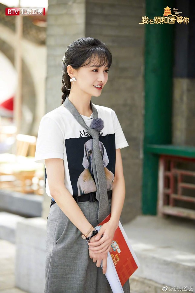 Nhờ Trịnh Sảng lăng xê, phụ kiện thời trang này bỗng được netizen Trung đổ xô săn lùng ảnh 1