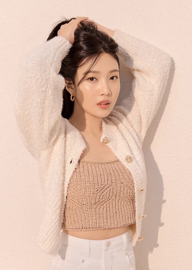 Joy (Red Velvet) được netizen Hàn khen “tỏa sáng như một viên đá quý” trong bộ ảnh mới ảnh 1