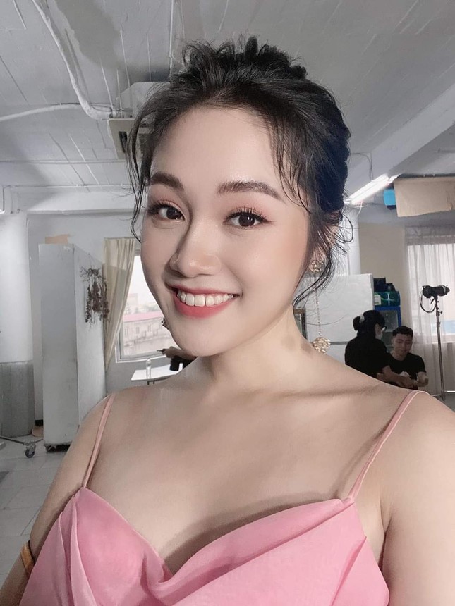 Ứng viên sở hữu nhan sắc cực phẩm của Hoa Hậu Việt Nam hóa ra là một gương mặt rất quen ảnh 1