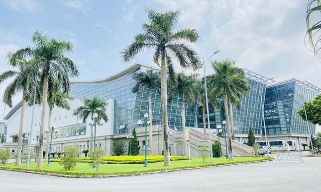 Khám phá sân khấu hoành tráng của đêm bán kết Hoa Hậu Việt Nam 2020 ảnh 6